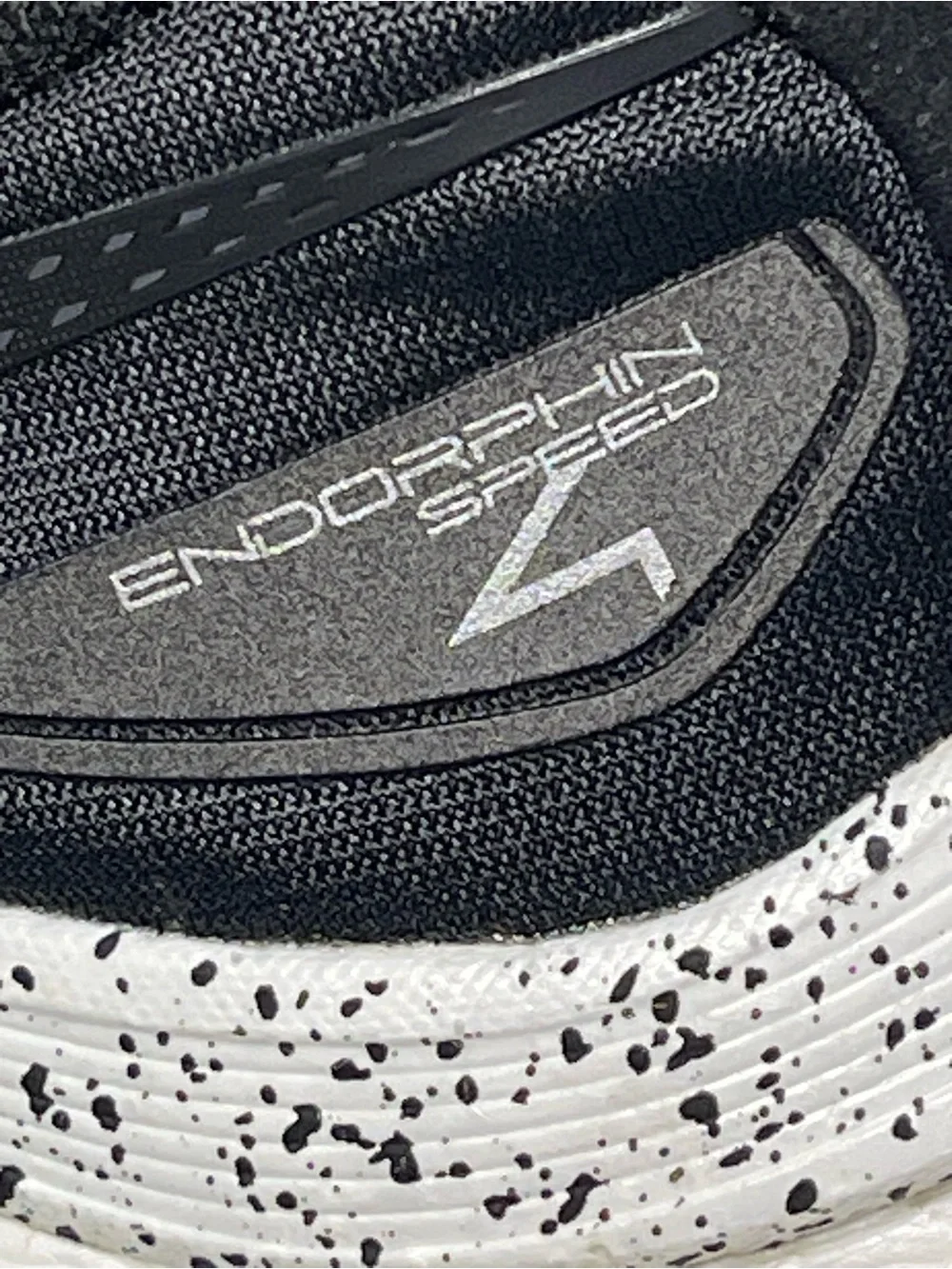 Saucony Endorphin Speed 4 Men’s Black/White Running Shoes Size 11.5